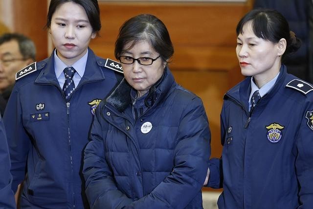 崔顺实狱中致信闺蜜朴槿惠 希望恢复名誉安度晚年